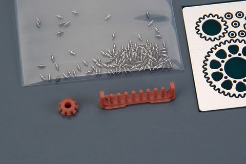 Hobby Design HD02-0437 1/12 Suzuki GSX-RR '20 Chain Set (for Tamiya 14139) (Photo-etched parts + Metal parts + Resin)