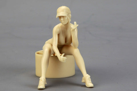 Hobby Design HD03-0582 1/24 Pretty Lady (E) (Resin + Photo-etched parts)