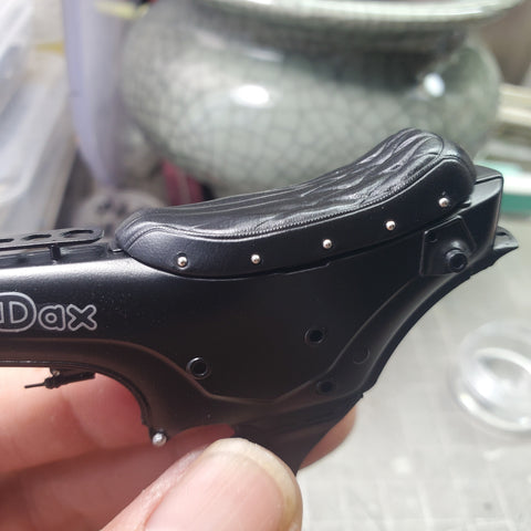 Khaled Model Q003 1/12 Seat for Honda Dax125 (for Tamiya)