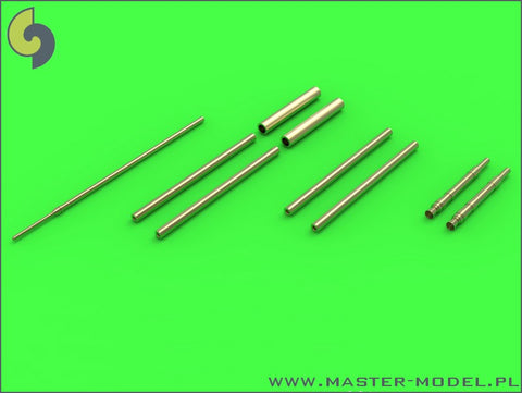 MASTER AM-32-065 1/32 Fw 190 A7 - A9 armament set (MG 131 barrel tips, MG 151 barrels, MG 151 fairings) & Pitot Tube