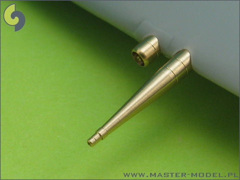 MASTER AM-72-005 1/72 Supermarine Spitfire E wing early - Hispano 20mm & .50cal in fairings (two versions)