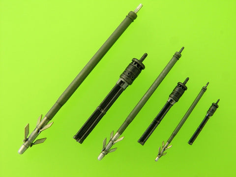 MASTER AM-72-110 1/72 Mi-24 (Hind D/E) - JakB-12.7 machine gun barrel and DUAS probe (metal and resin parts)