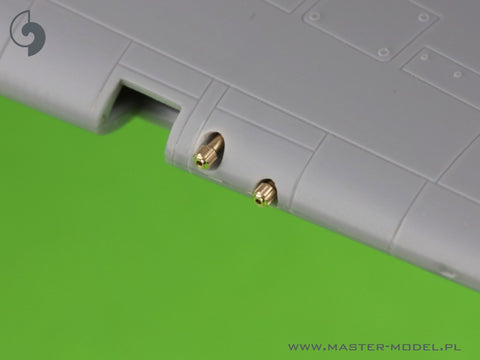 MASTER AM-72-158 1/72 Hawker Hurricane Mk.IIb - Browning .303 cal barrel tips & bead sight mount