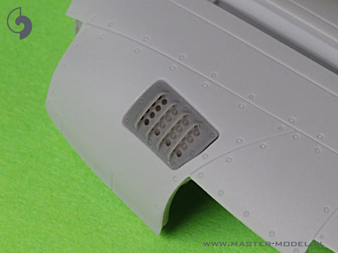 MASTER AM-72-172 1/72 P-51 Mustang - carburator air filter cover - RAF louvred type - version A (for Arma Hobby)