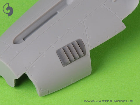 MASTER AM-72-173 1/72 P-51 Mustang - carburator air filter cover - RAF louvred type - version B (for Arma Hobby)