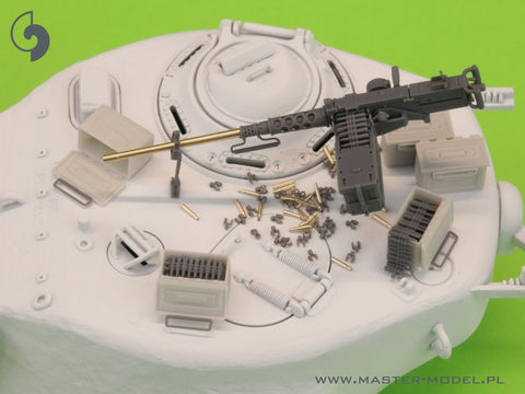 MASTER GM-35-063 1/35 Browning M2HB .50 cal (12,7mm) - machine gun on tank mount - WWII version (early M23 cradle with early tray)