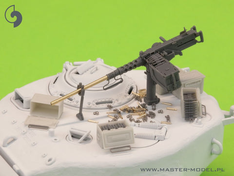 MASTER GM-35-063 1/35 Browning M2HB .50 cal (12,7mm) - machine gun on tank mount - WWII version (early M23 cradle with early tray)