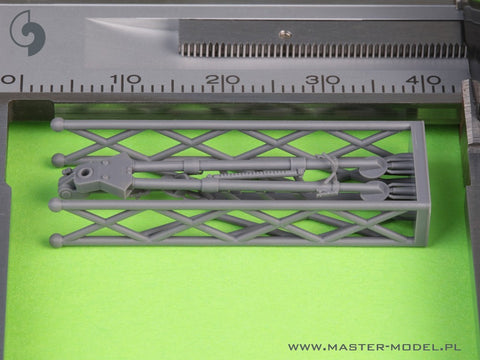 MASTER GM-35-065 1/35 Folded M3 tripod for Browning M2HB .50 cal machine gun (1pc)