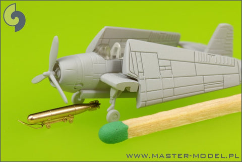 MASTER SM-350-072 1/350 USN Airborne torpedoes Mark 13 (22.4in) with trolleys - early type (10pcs)