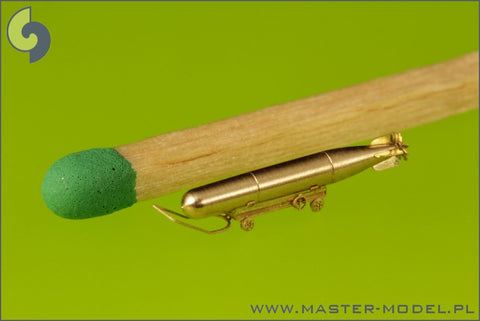 MASTER SM-350-072 1/350 USN Airborne torpedoes Mark 13 (22.4in) with trolleys - early type (10pcs)