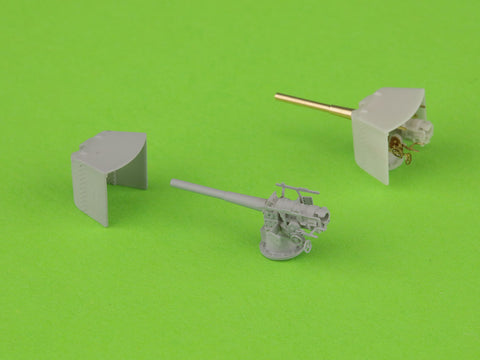 MASTER SM-350-113 1/350 SMS Emden - 10,5 cm SK L/40 guns - (resin, PE and turned parts) - (6pcs shielded and 4pcs open mount)