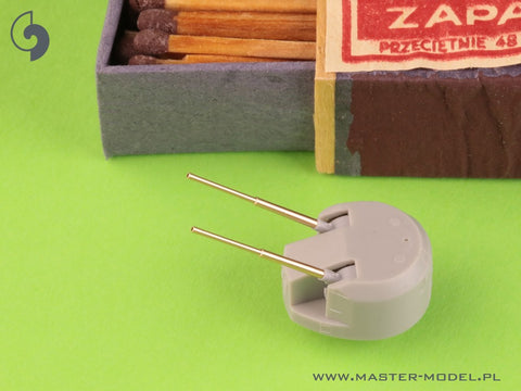 MASTER SM-350-119 1/350 HMS Naiad armament barrels - 5,25in (10pcs), 40mm POM-POM (8pcs), Vickers .50cal (8pcs) and Hotchkiss saluting gun (for Trumpeter kit)