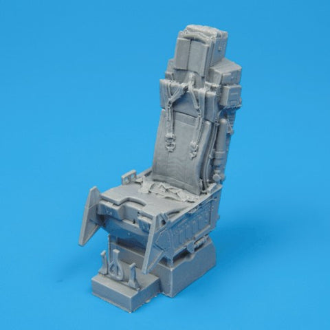 Quick Boost 32 002 1/32 F-16 Fighting Falcon ejection seat with safety belts