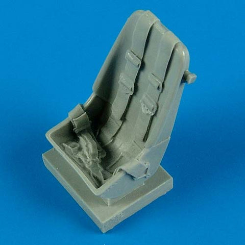 Quick Boost 32 135 1/32 Bf 109F - early seat with safety belts