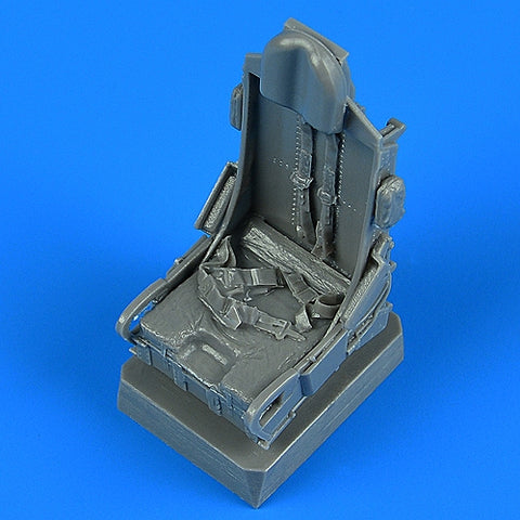 Quick Boost 32 241 1/32 F-100 Super Sabre ejection seat with safety belts(For TRUMPETER)