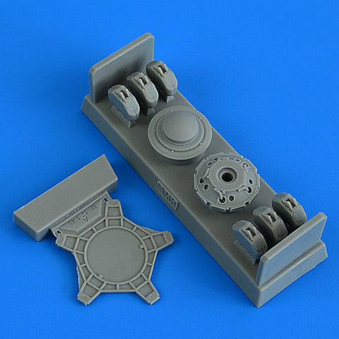 Quick Boost 49 064 1/48 Mil Mi-8MT/Mi-17 rotor vibration damper(For AMK)