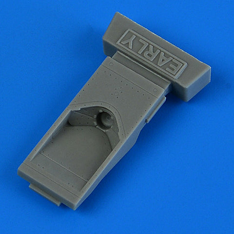 Quick Boost 49 092 1/48 A-10A/C Thunderbolt II Opened in-flight refueling slipway door - early(For ACADEMY)