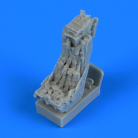 Quick Boost 72 549 1/72 BAC Lightning ejection seat with safety belts(For TRUMPETER)