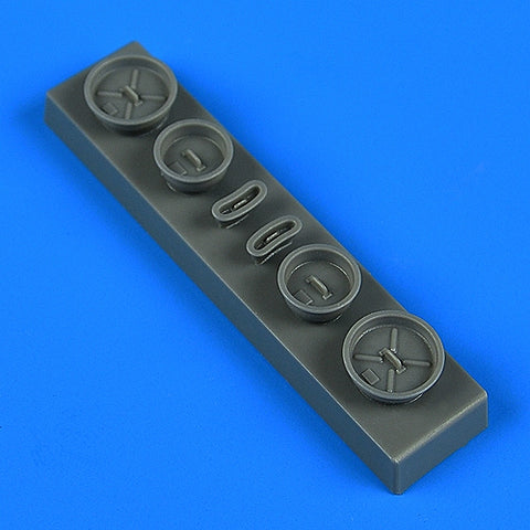 Quick Boost 72 652 1/72 E-2 Hawkeye FOD covers(For HASEGAWA)