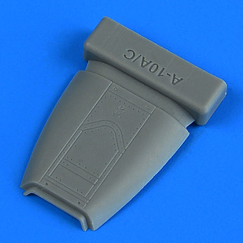 Quick Boost 72 705 1/72 A-10A/C Thunderbolt II closed fuel access panel early v.(For GWH)