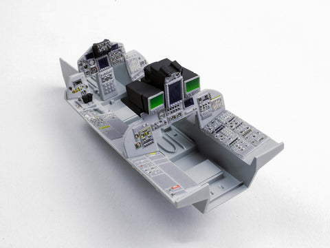 Red Fox Stadio RFSQS-32031 1/32 Panavia Tornado Gr.4 (For Italeri)
