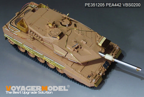 Voyager Model PE351205 1/35 Modern German Leopard 2A5 Main Battle Tank - Basic (RFM 5076)
