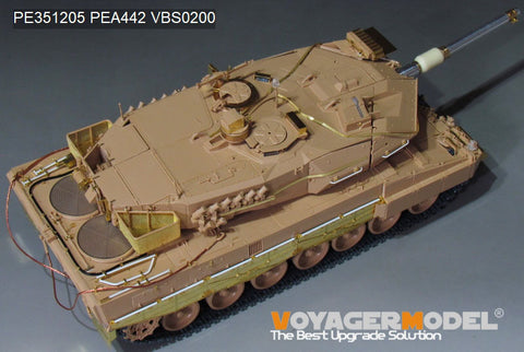 Voyager Model PE351205 1/35 Modern German Leopard 2A5 Main Battle Tank - Basic (RFM 5076)