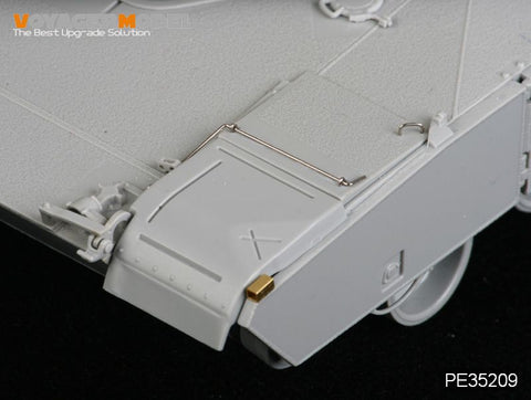 Voyager Model PE35209 1/35 M1A1 Abrams Tank (Dragon 3535)