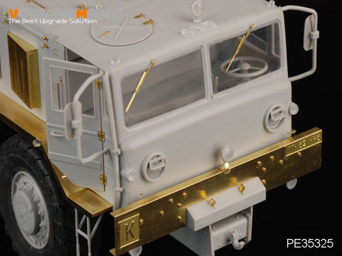 Voyager Model PE35325 1/35 Modern Russian KZKT-537L Tractor (Trumpeter 01005)
