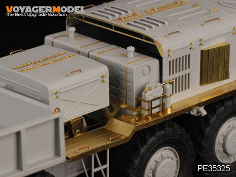 Voyager Model PE35325 1/35 Modern Russian KZKT-537L Tractor (Trumpeter 01005)