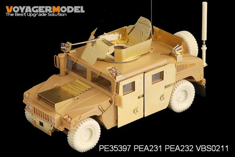 Voyager Model PE35397 1/35 Modern USMC Humvee M1114 w/CIP (Bronco 35080)