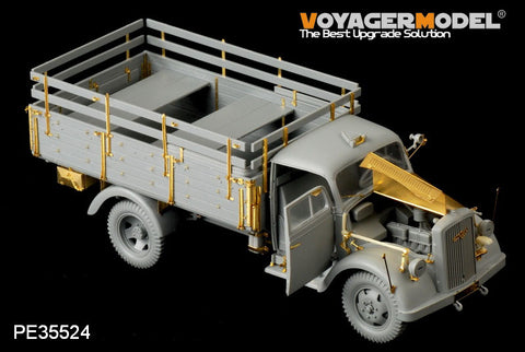 Voyager Model PE35524 1/35 WWII German Opel Blitz 3t 4x2 Cargo Truck / Standard Cargo Bed Type (Dragon 6670)