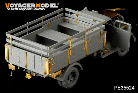 Voyager Model PE35524 1/35 WWII German Opel Blitz 3t 4x2 Cargo Truck / Standard Cargo Bed Type (Dragon 6670)