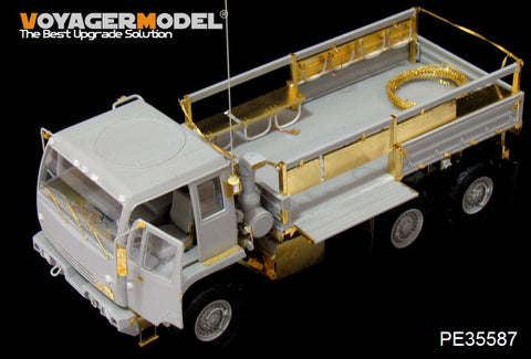 Voyager Model PE35587 1/35 Modern US M1083 FMTV Basic Set (Trumpeter)