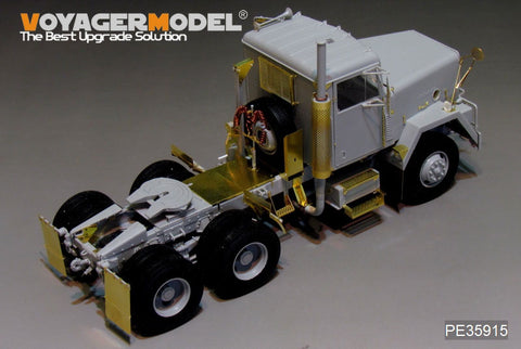 Voyager Model PE35915 1/35 Modern US M915 Tractor/M872 Trailer Basic Photo-Etched Set (Trumpeter 01015)