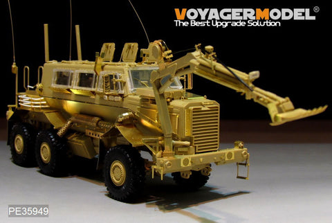 Voyager Model PE35949 1/35 Modern US Buffalo A2 6x6 MPCV (PANDA PH35031)