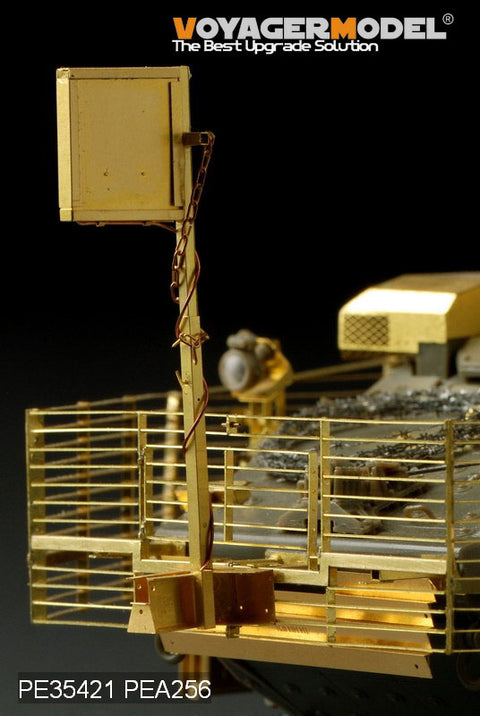 Voyager Model PEA256 1/35 Modern US Stryker Family: Rhino Anti-IED Device / VHF/UHF/(GP)