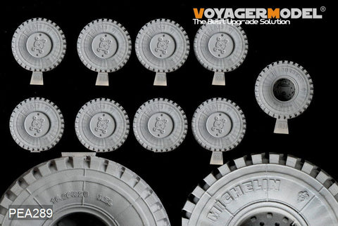 Voyager Model PEA289 1/35 Modern US Army M1070 Road Wheels (Set of 9) (HobbyBoss)