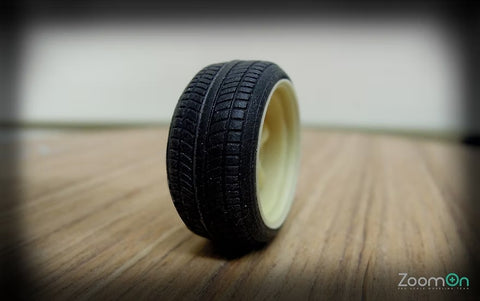 ZoomOn ZR013 1/24 13-15 Inch Stretch Tire Set