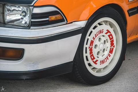 ZoomOn ZR114-15 1/24 15-inch Tom's Racing wheel and tire set